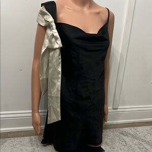 Forever 21 Black Sleeveless Slip Dress